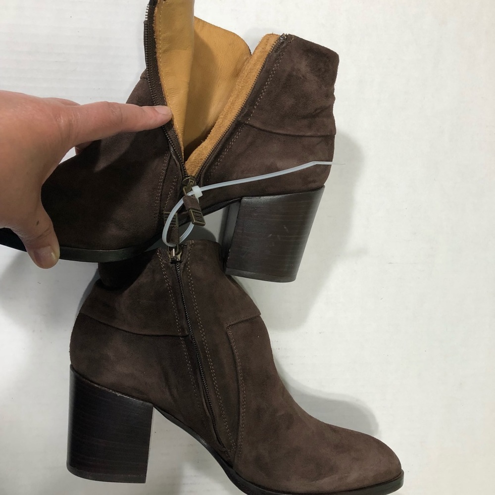 Alberto Fermani brown suede boots size 38 - Picture 5 of 8